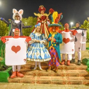 Alice in Wonderland Parade3