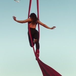 Beautiful Female AerialistGround Acrobat4