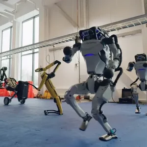 Boston-Dynamics-robots-dance-feat.