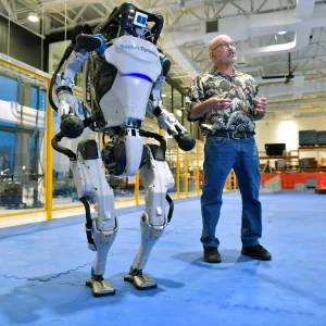 Dancing_Robots_Tech_79415-6009c6c120b82-scaled