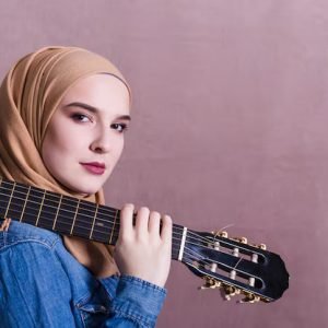 Female Arabic Guitarist AS4