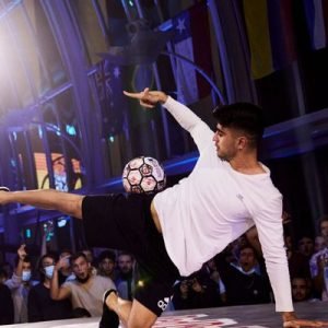 Football Freestylers4
