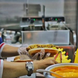 German Sausage Vendor Dubai1