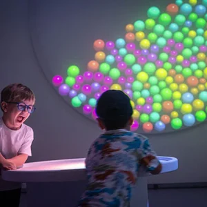 Interactive Wall Video Mapping3
