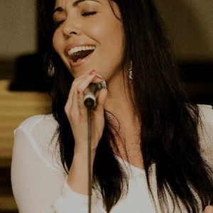 Laroussi - Singer1