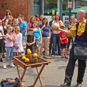 Street and Roaming Magician 2