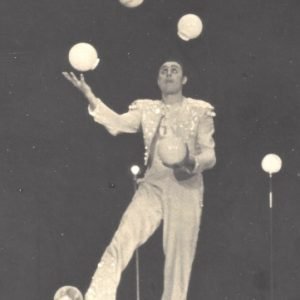 FAMOUS JUGGLER