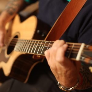 how-to-play-acoustic-guitar